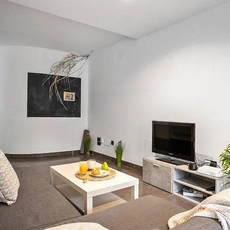 27 De Diciembre Apartman *